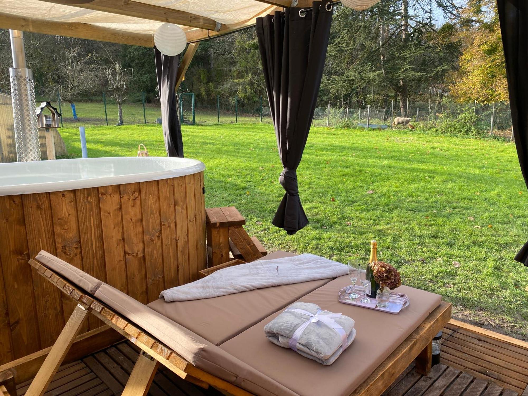 Les Mariniers Chambres D'Hotes -Guest House - Bain Nordique En Option Mareuil-sur-Cher Zewnętrze zdjęcie