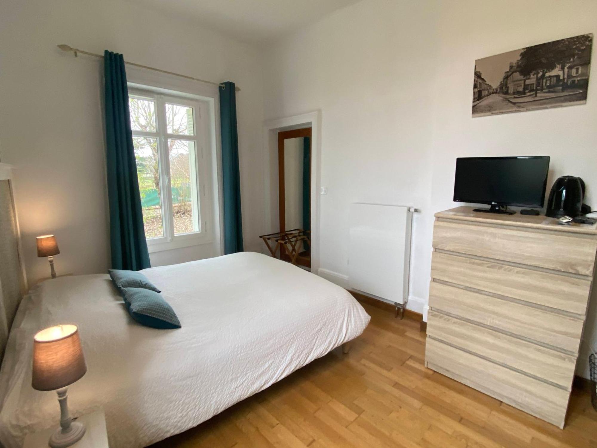 Les Mariniers Chambres D'Hotes -Guest House - Bain Nordique En Option Mareuil-sur-Cher Zewnętrze zdjęcie